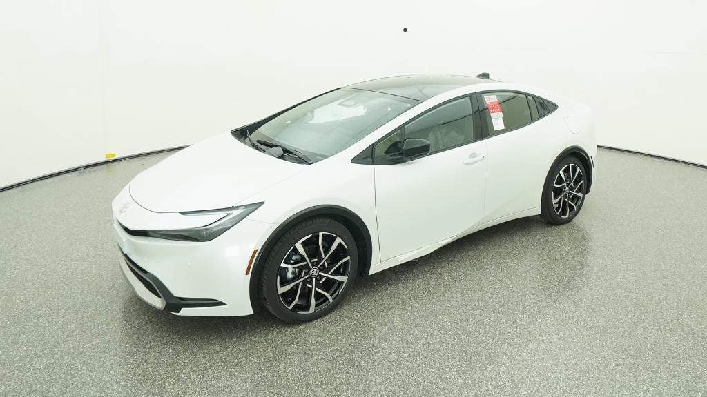 2026 Toyota Prius XSE Premium's photo