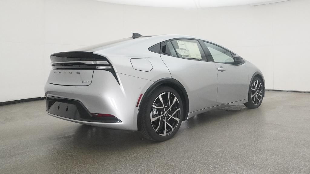New 2026 Cutting Edge Toyota  XSE Premium image 28