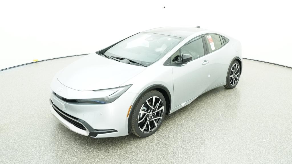 2026 Toyota Prius XSE Premium's photo