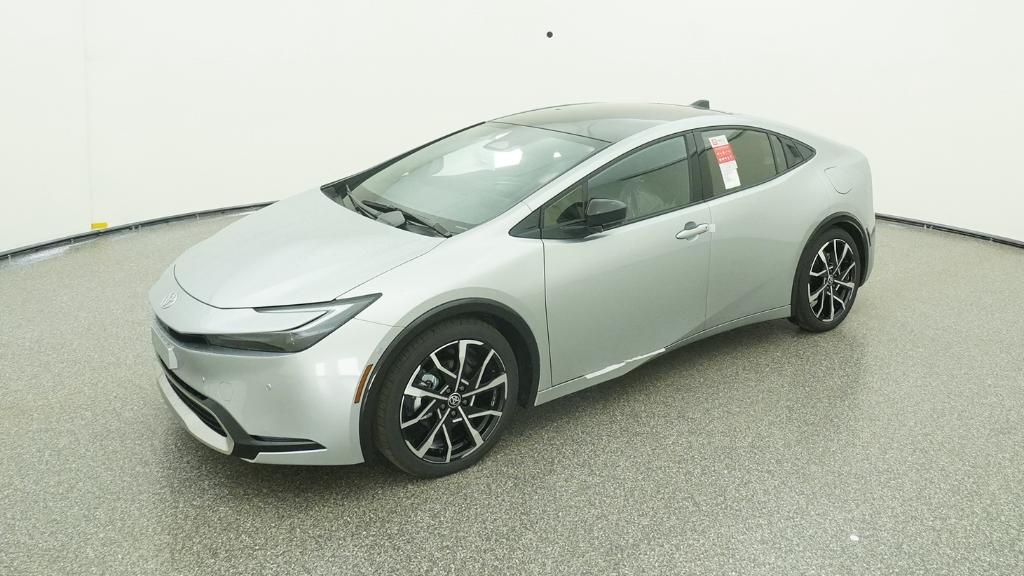 2026 Toyota Prius XSE Premium's photo