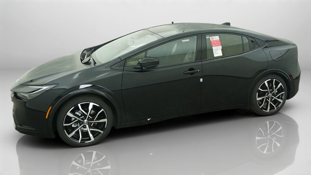 2026 Toyota Prius Plug-in Hybrid XSE Premium - Photo 36