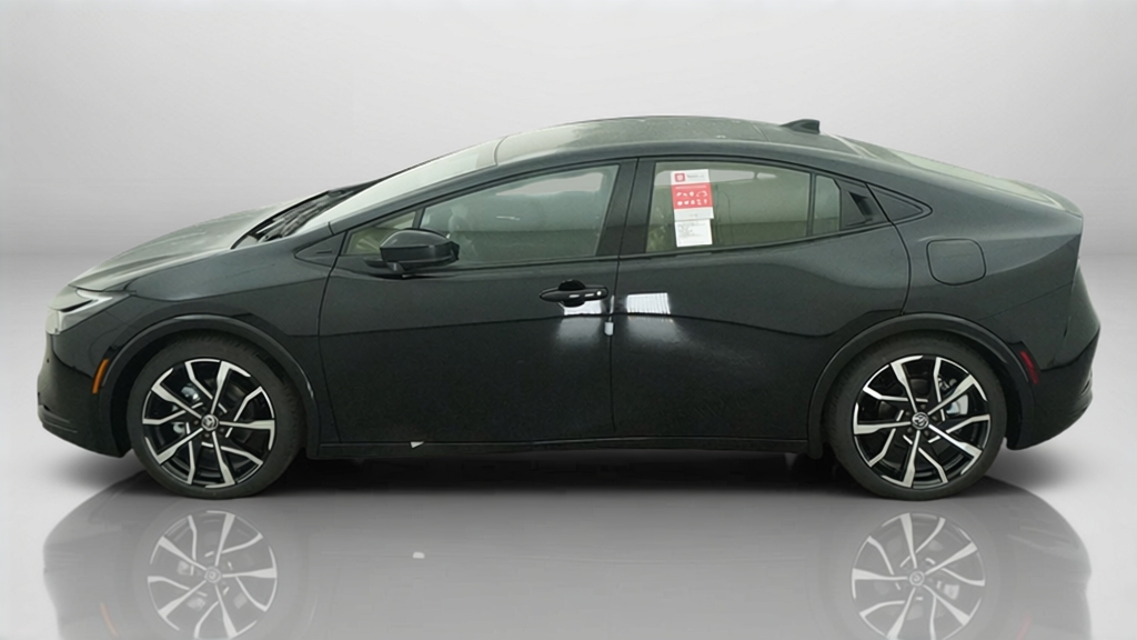 2026 Toyota Prius Plug-in Hybrid XSE Premium - Photo 34