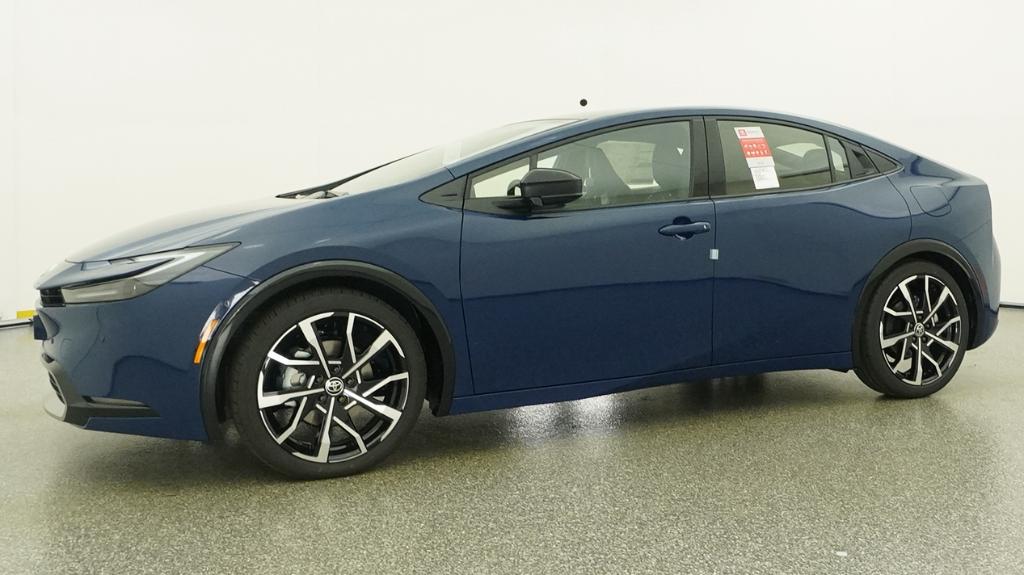 New 2026 Reservoir Blue Toyota  XSE Premium image 4