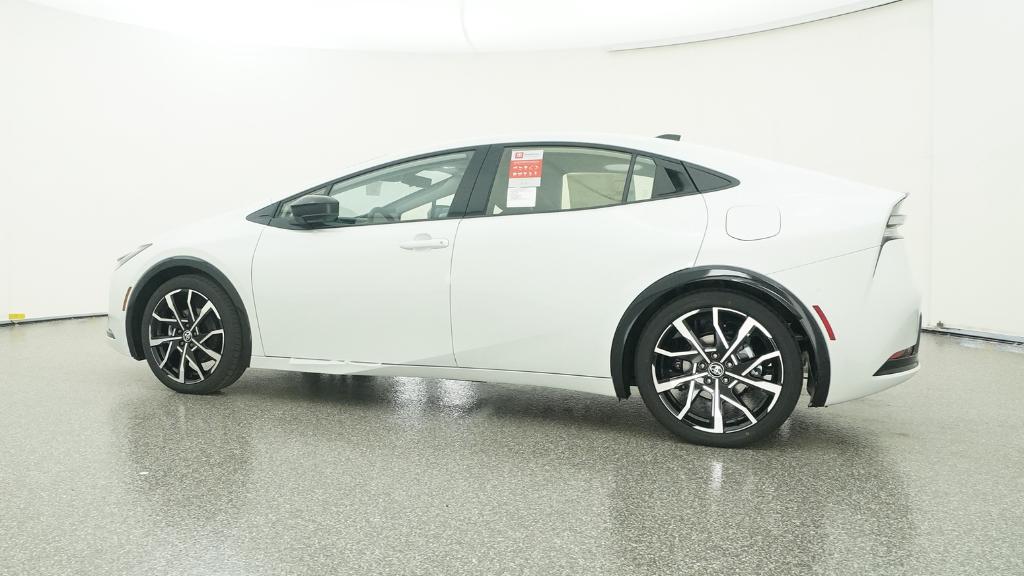 New 2026 Wind Chill Pearl <sup>1</sup> Toyota  XSE Premium image 25
