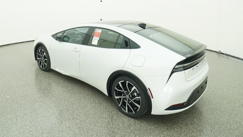 New 2026 Wind Chill Pearl <sup>1</sup> Toyota  XSE Premium image 17