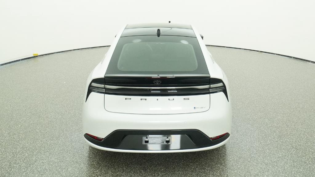 New 2026 Wind Chill Pearl <sup>1</sup> Toyota  XSE Premium image 21