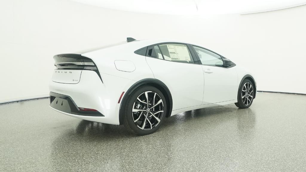 New 2026 Wind Chill Pearl <sup>1</sup> Toyota  XSE Premium image 28