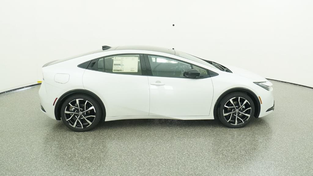 New 2026 Wind Chill Pearl <sup>1</sup> Toyota  XSE Premium image 37