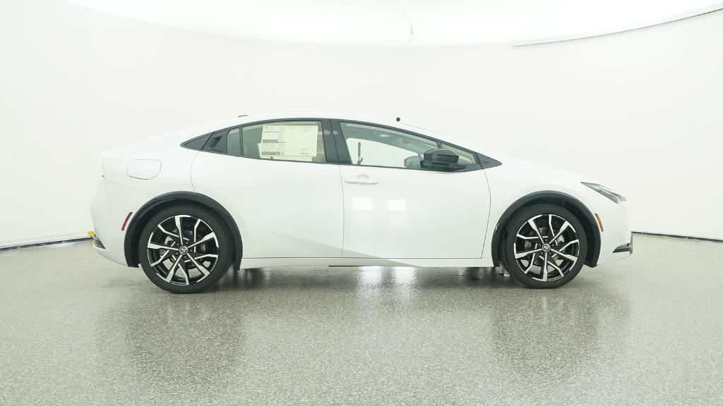 New 2026 Wind Chill Pearl <sup>1</sup> Toyota  XSE Premium image 33