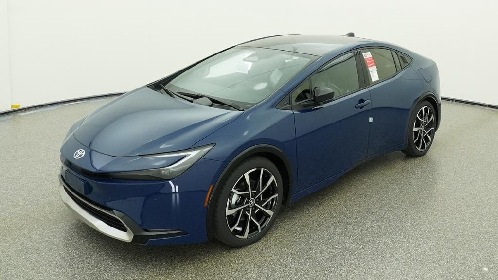 2026 Toyota Prius XSE Premium's photo