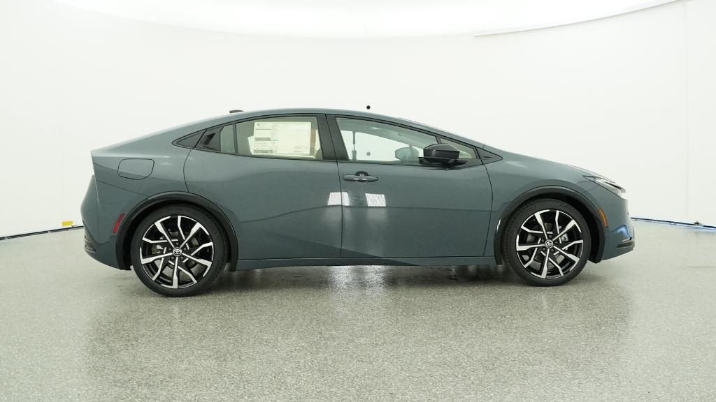 New 2026 Guardian Gray Toyota XSE Premium image 39