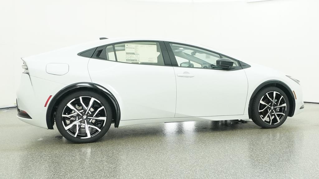 New 2027 Wind Chill Pearl <sup>1</sup> Toyota  XSE Premium image 15