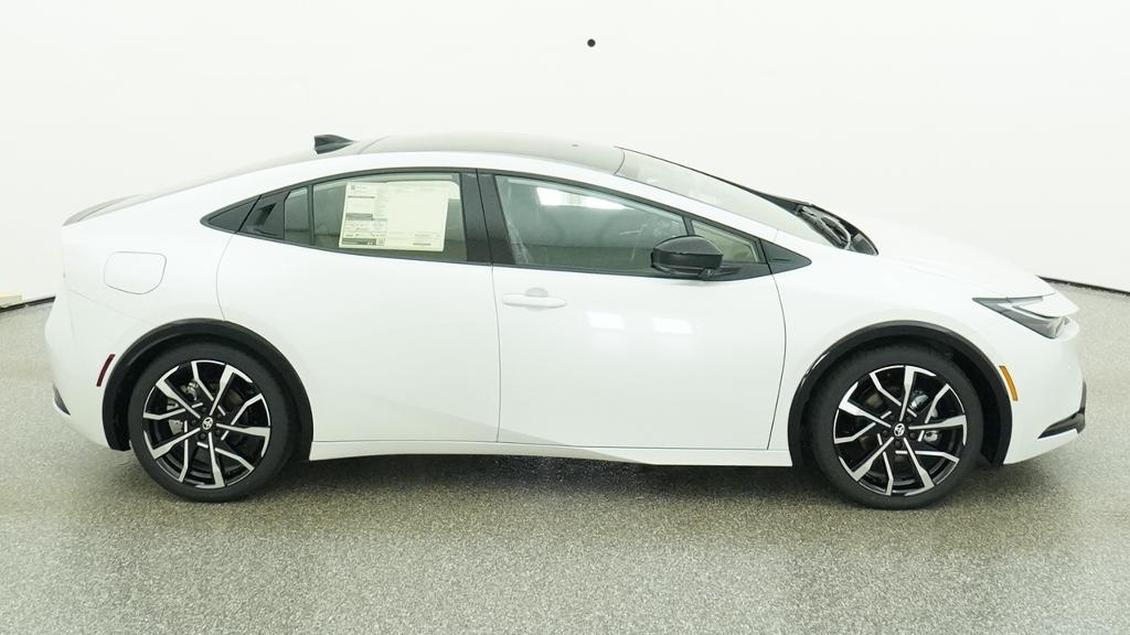 New 2027 Wind Chill Pearl <sup>1</sup> Toyota  XSE Premium image 14