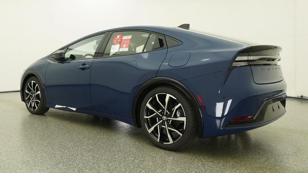New 2027 Toyota Prius Plug-in Hybrid Sedan