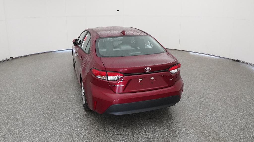 2025 Toyota Corolla LE photo 11