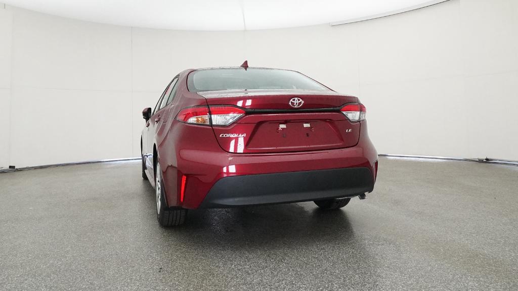 2025 Toyota Corolla LE photo 10