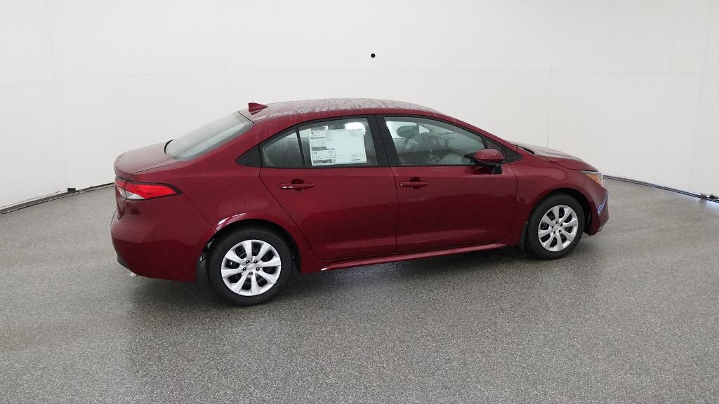 2025 Toyota Corolla LE photo 19