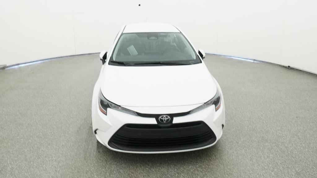 2025 Toyota Corolla LE photo 2