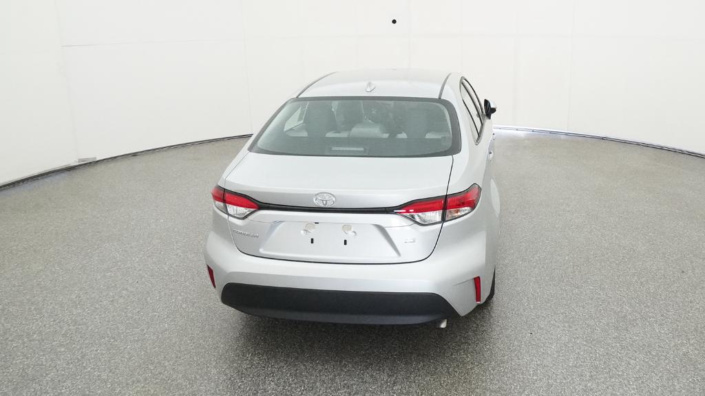 2025 Toyota Corolla LE photo 16