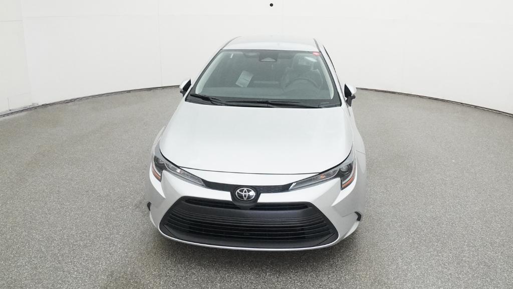 2025 Toyota Corolla LE photo 2