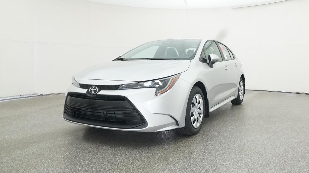 2025 Toyota Corolla LE photo 4
