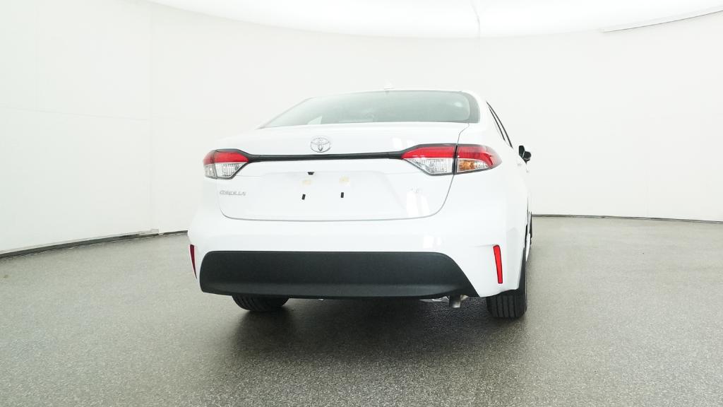 2025 Toyota Corolla LE photo 17