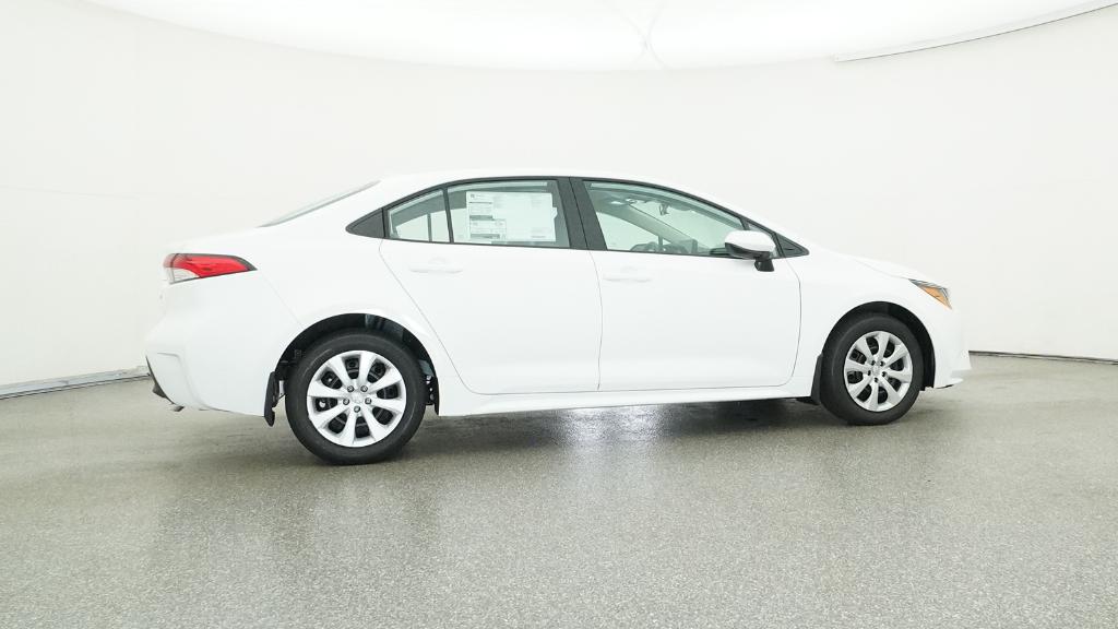 2025 Toyota Corolla LE photo 23