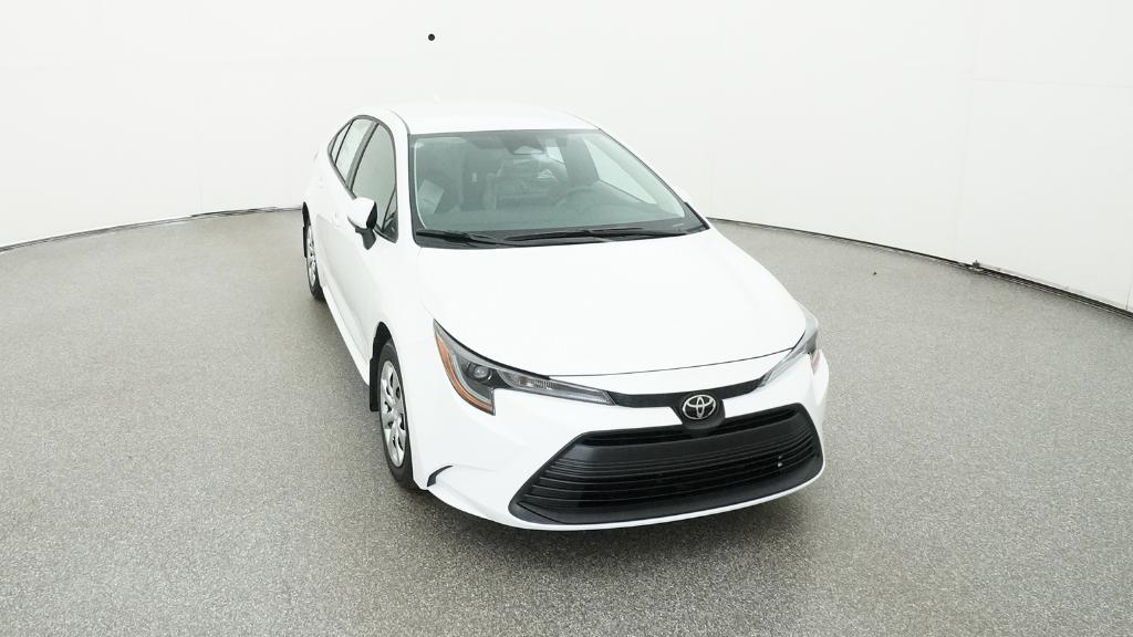 2025 Toyota Corolla LE photo 32