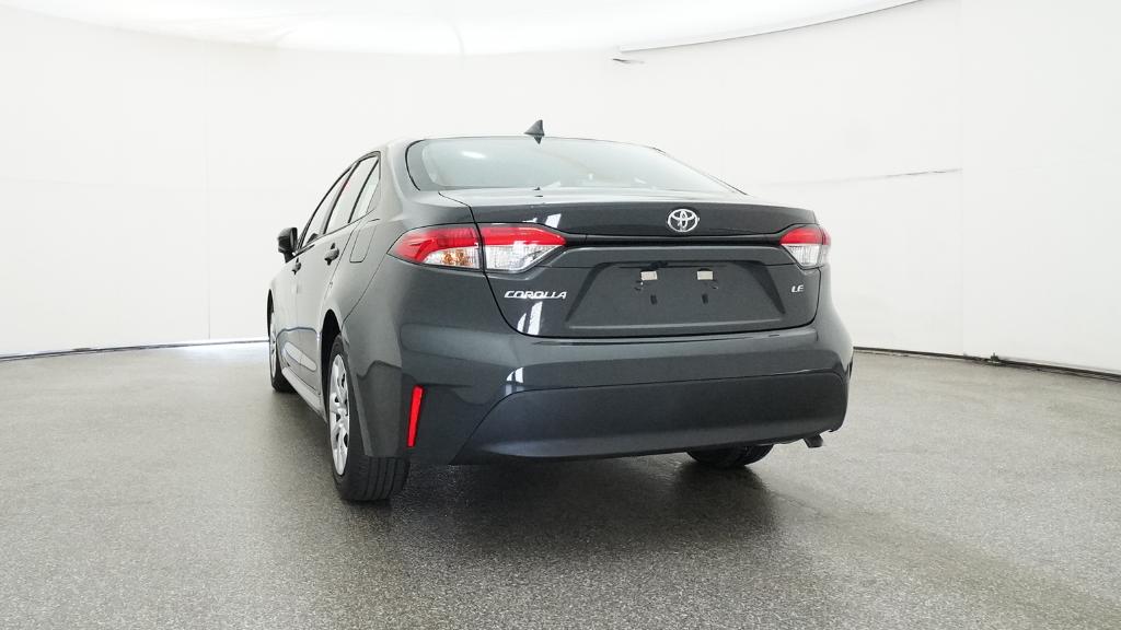 2025 Toyota Corolla LE photo 17