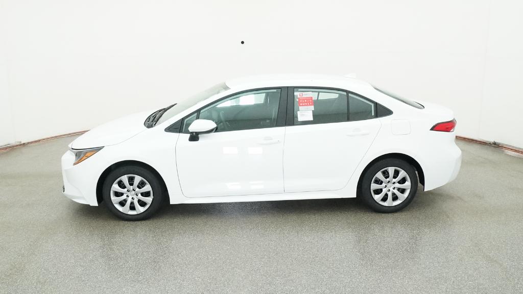 2025 Toyota Corolla LE photo 16