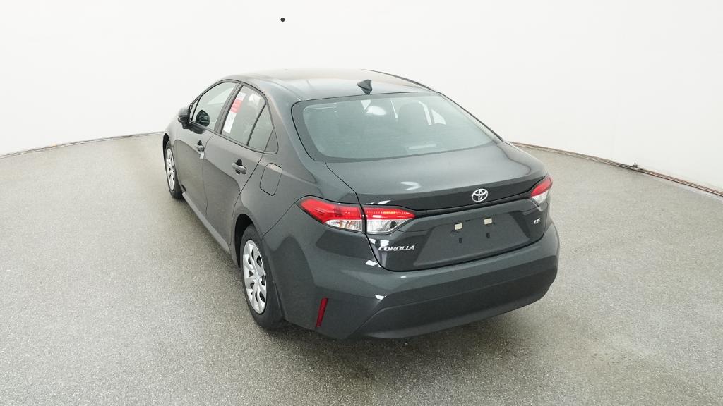 2025 Toyota Corolla LE photo 18
