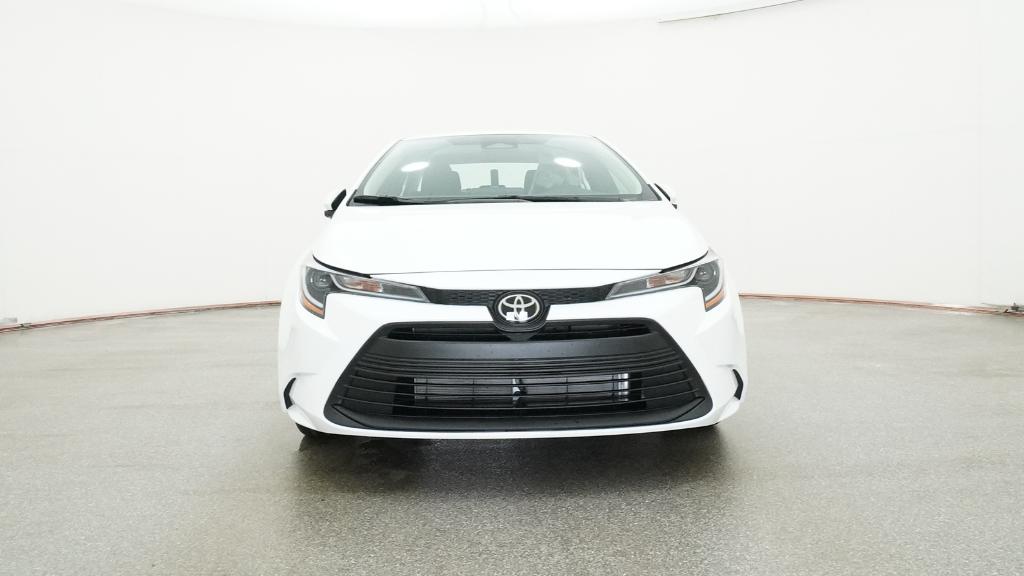 2025 Toyota Corolla LE photo 2