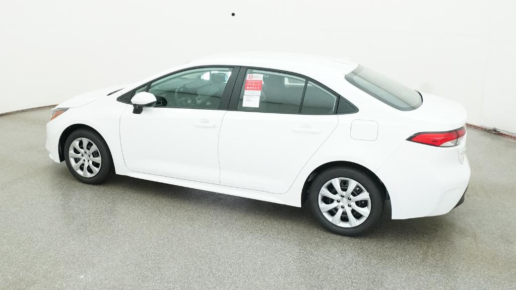 2025 Toyota Corolla LE photo 10