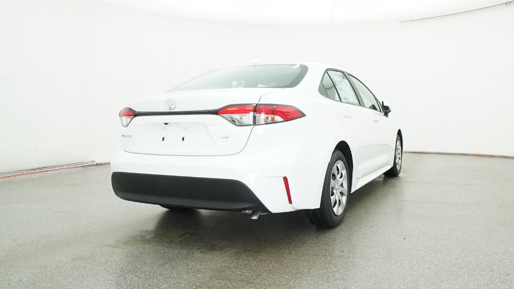 2025 Toyota Corolla LE photo 19