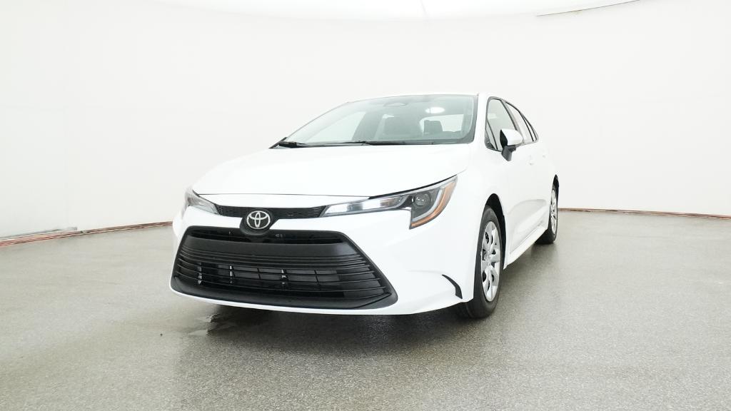 2025 Toyota Corolla LE photo 3
