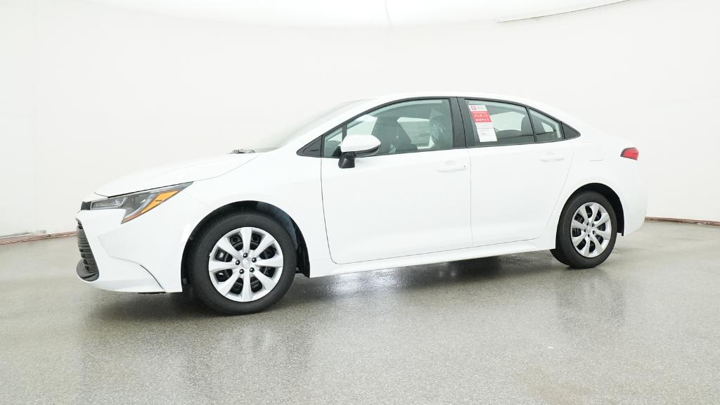 2025 Toyota Corolla LE photo 7