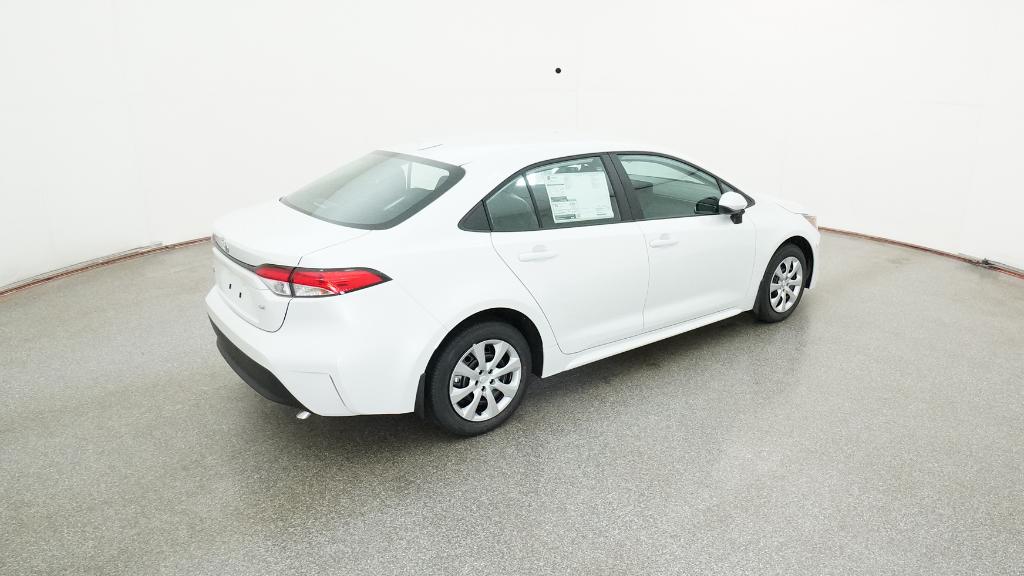 2025 Toyota Corolla LE photo 18