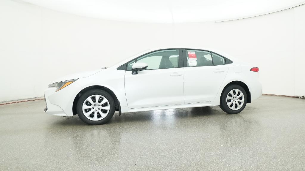 2025 Toyota Corolla LE photo 19