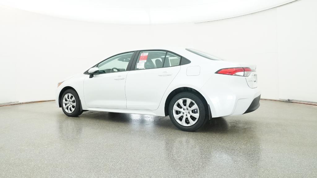 2025 Toyota Corolla LE photo 24