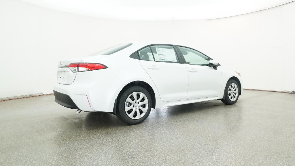 2025 Toyota Corolla LE photo 2
