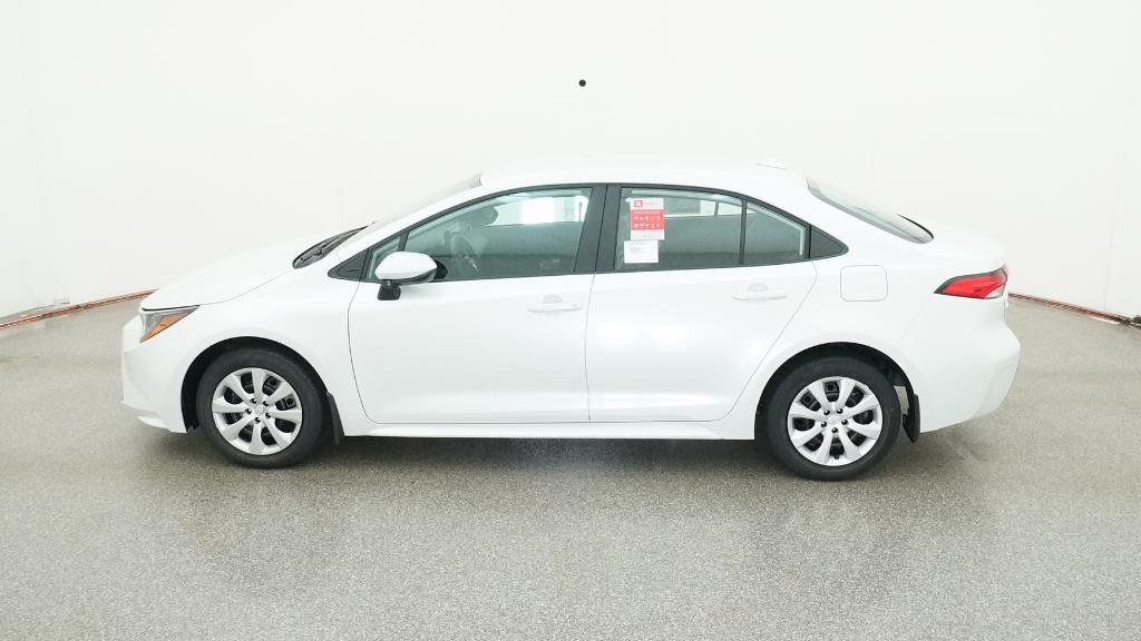 2025 Toyota Corolla LE photo 5