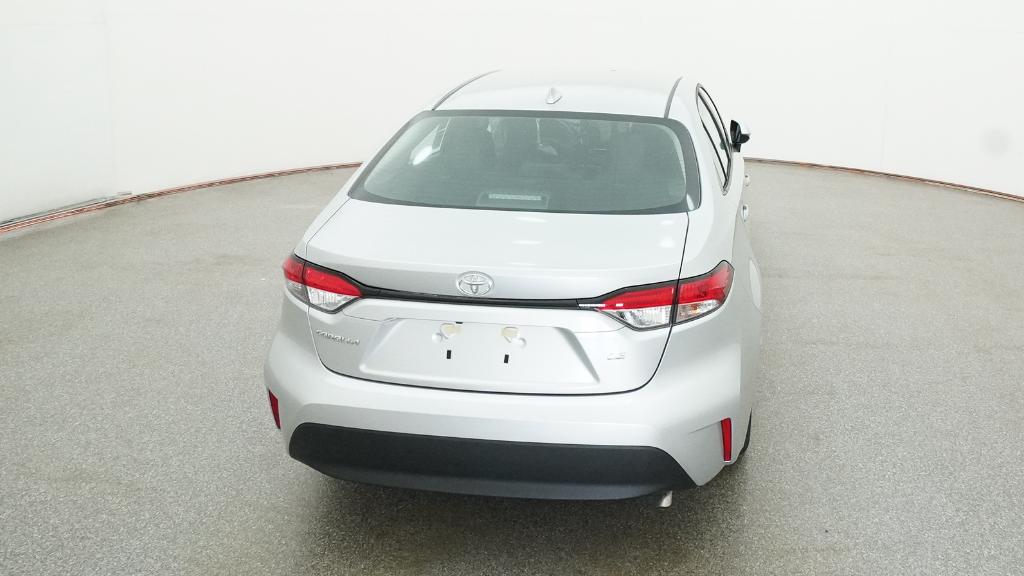 2025 Toyota Corolla LE photo 16