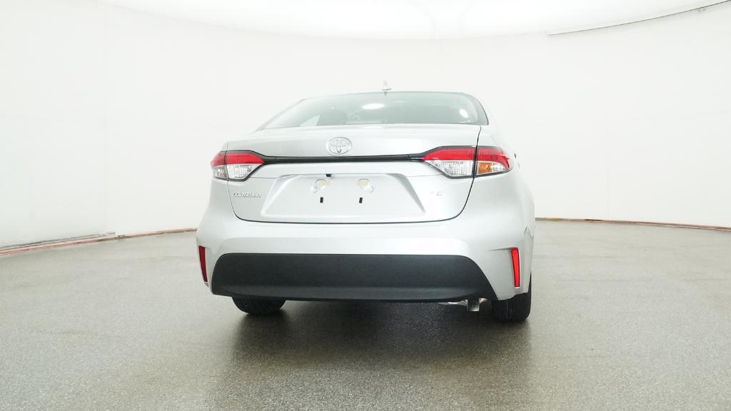2025 Toyota Corolla LE photo 15