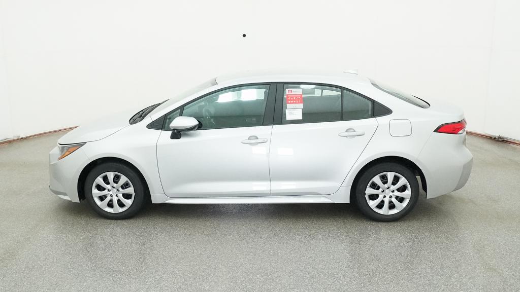 2025 Toyota Corolla LE photo 7