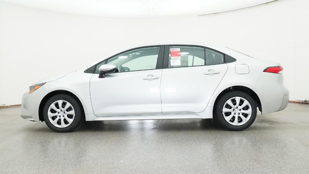 2025 Toyota Corolla LE photo 8