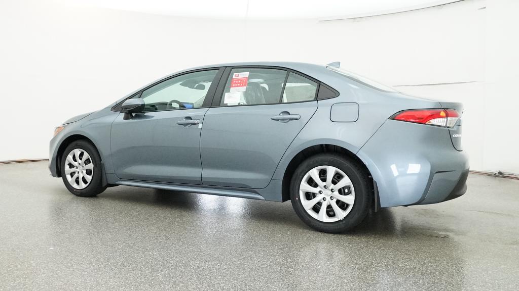 2025 Toyota Corolla LE photo 12