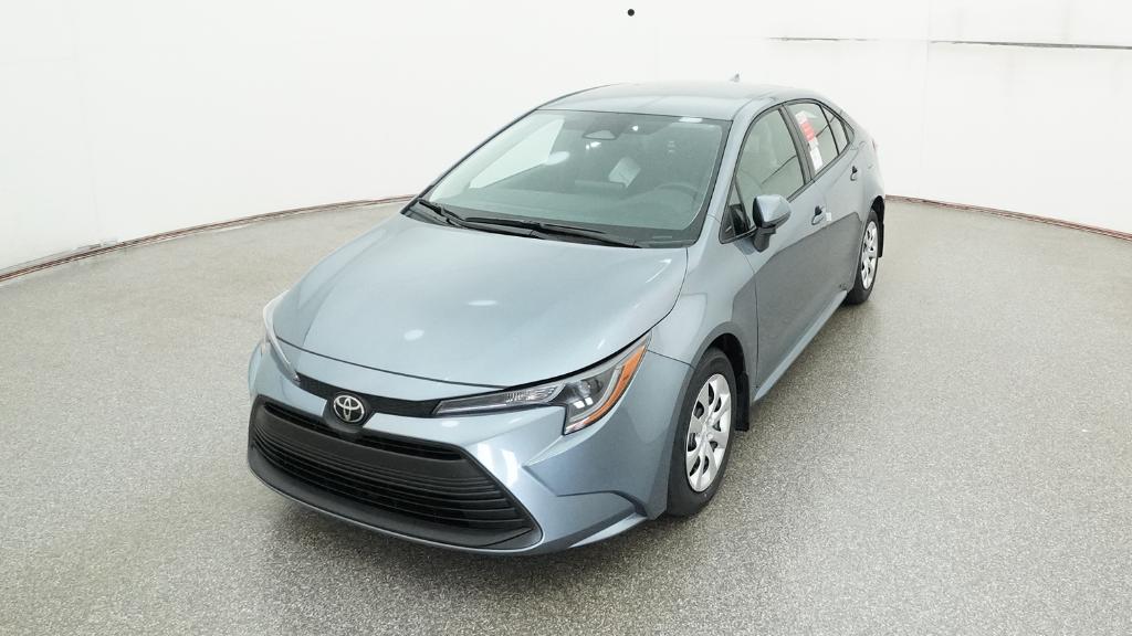 2025 Toyota Corolla LE photo 5