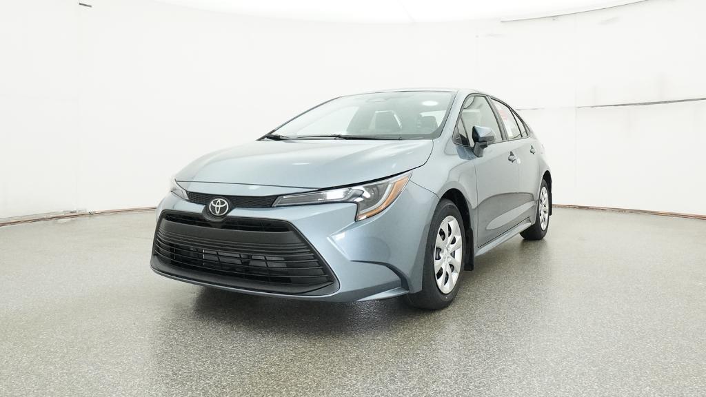 2025 Toyota Corolla LE photo 4