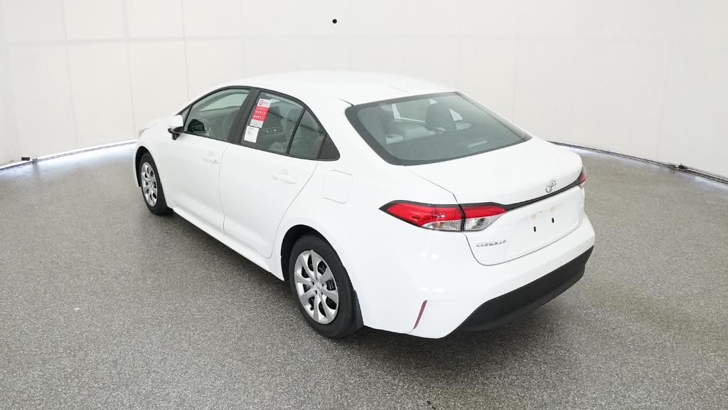 2025 Toyota Corolla LE photo 12