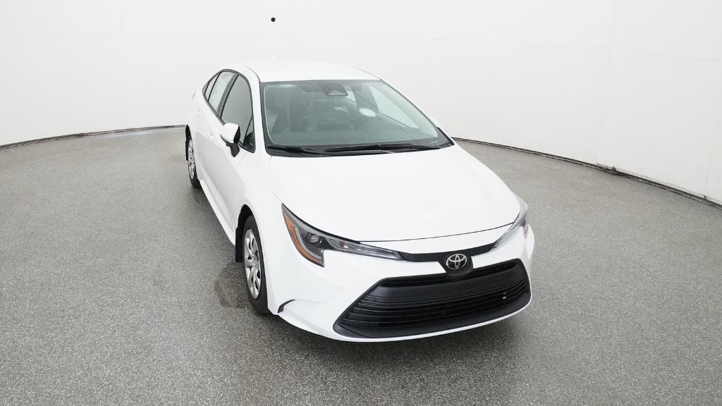 2025 Toyota Corolla LE photo 31